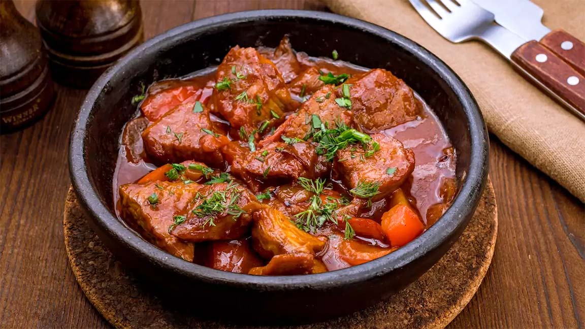 Mijoté de veau aux topinambours, carottes, petits pois et pommes de terre