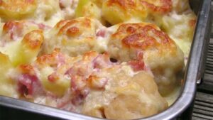 Gratin de chou-fleur et pommes de terre au jambon