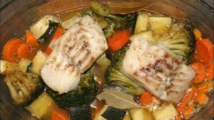 Dos de poisson et légumes du marché