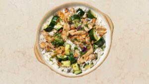 Poulet mariné, courgettes, aubergines et riz basmati